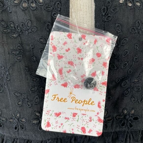 NWT Free People Black Boho Top Size XS - Picture 7 of 8